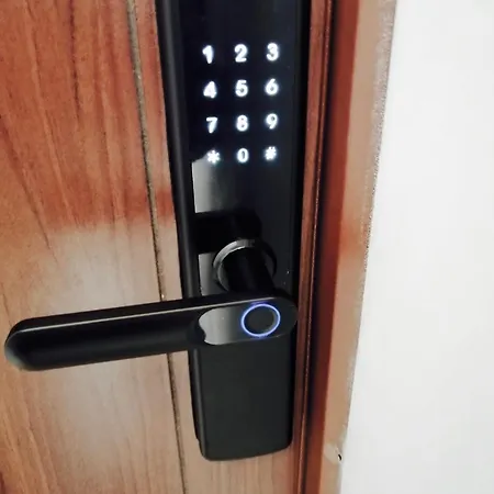 דירה Astell Superior *